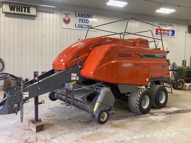 AGCO Hesston Series 7433
