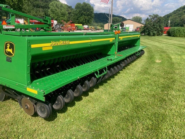 John Deere Panter