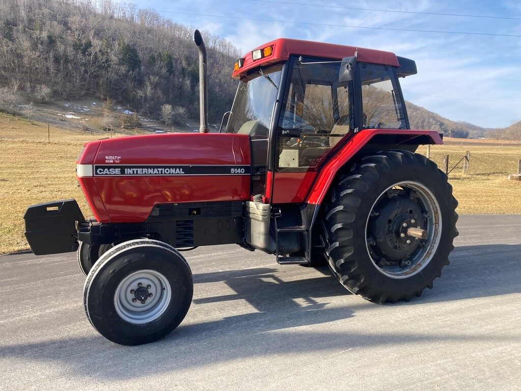 CASE IH 5140 Tractor