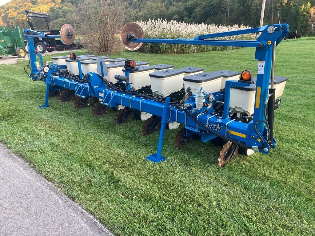 3110 Planter