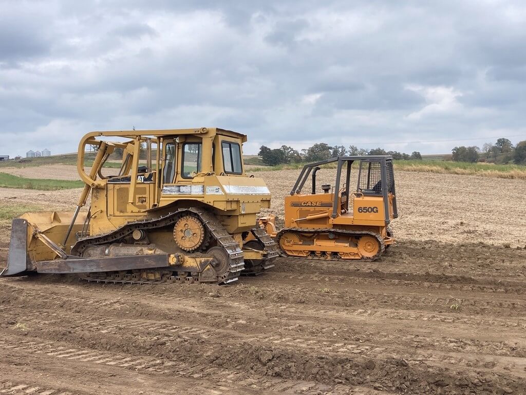 CAT Crawler Dozers - 650G